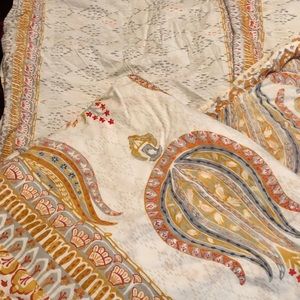 Anthropologie queen size bedding